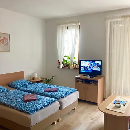 Karo, Oščadnica Oscadnica